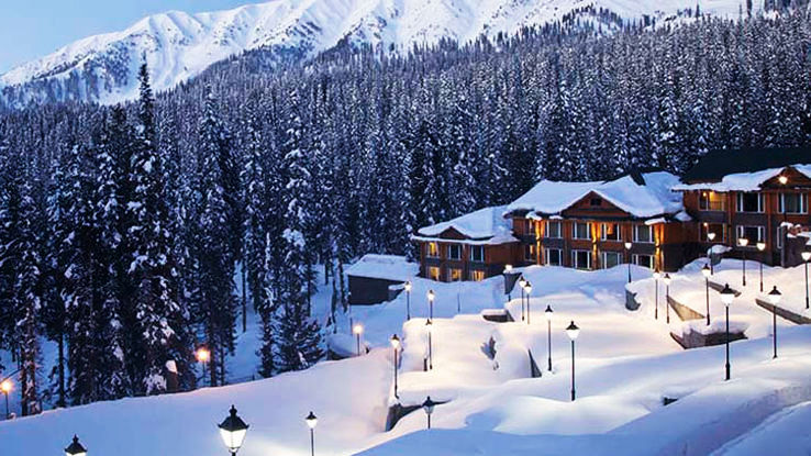 SRINAGAR, PAHALGAM, HOUSEBOAT & GULMARG